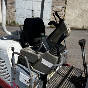 foto 1.5t minibagr Takeuchi TB016