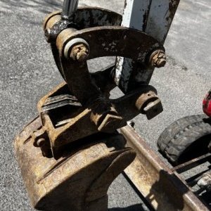 foto 1.5t minibagr Takeuchi TB016