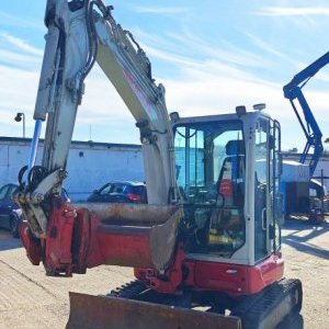 foto 4t minibagr tilt svahovka Takeuchi TB335