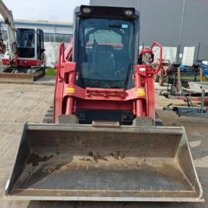 foto 6t pásový smyk nakladač Takeuchi TL12 HiFlow